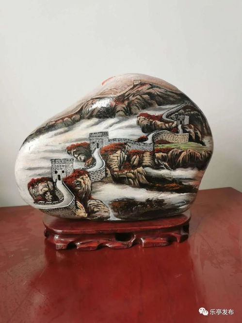 樂亭中堡鎮前沙鋪小學 小學生在沙石上繪出灤河情