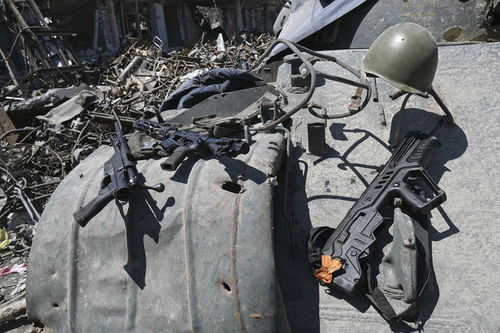 俄公布亞速鋼鐵廠內部畫面 展示烏軍戰爭生存狀況