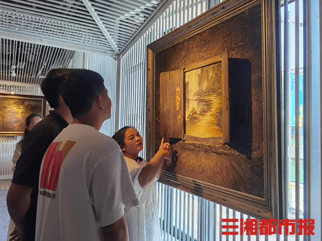 十年犇赴--湖南這十年·奮進新征程|十年創新,砂石畫解讀自然美