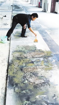 張家界首幅巨型砂石畫創作完成